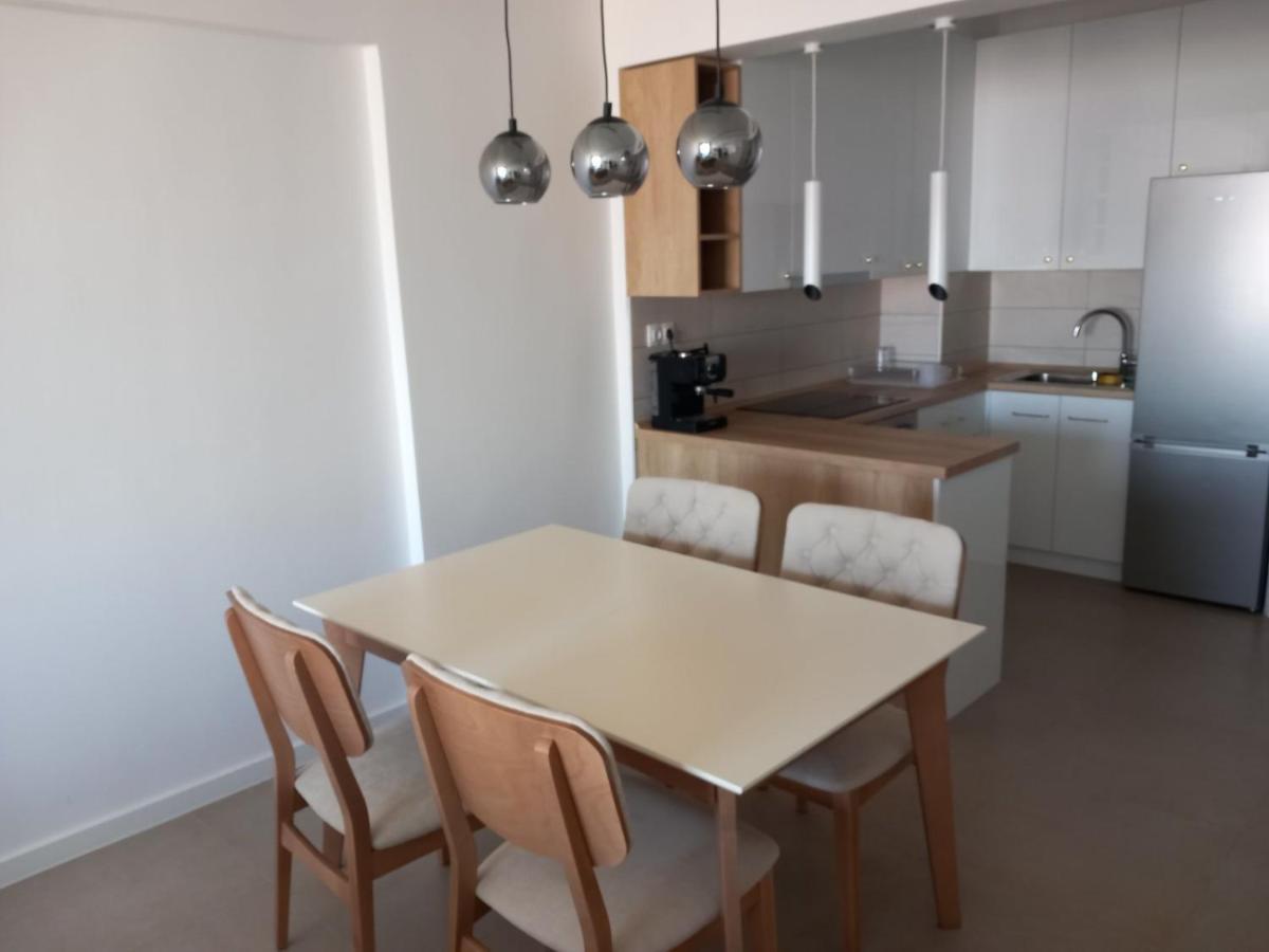Venus Appartement Skopje Buitenkant foto