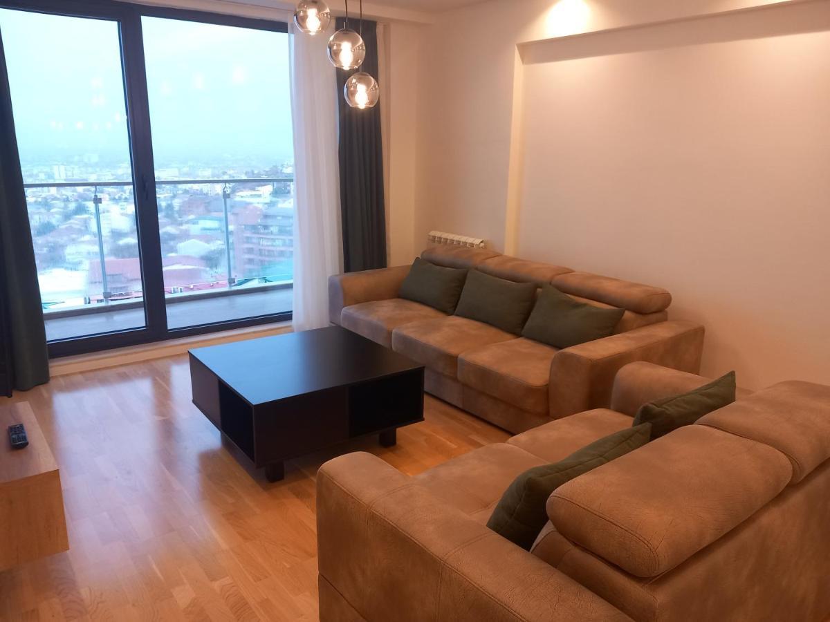 Venus Appartement Skopje Buitenkant foto