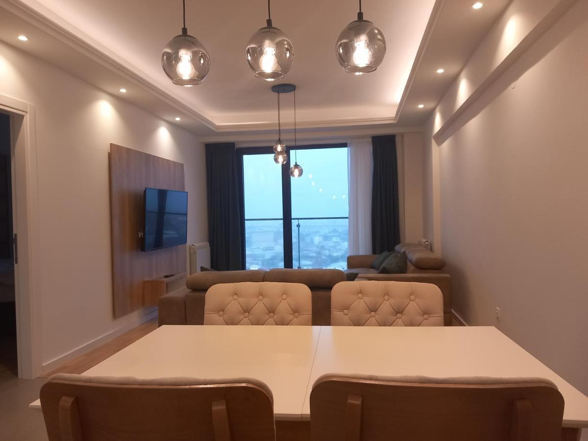 Venus Appartement Skopje Buitenkant foto